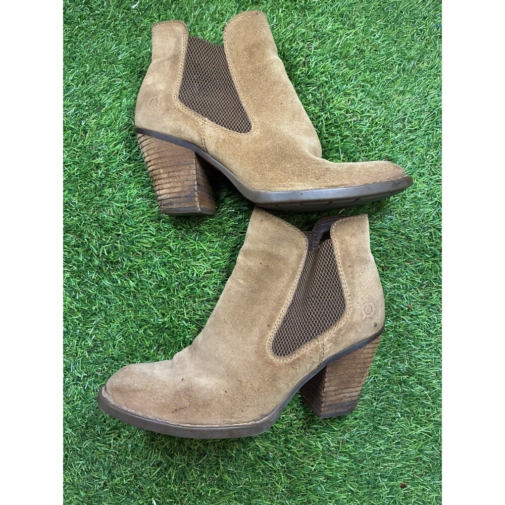 Born Women’s Suede Chelsea Ankle Boots Tan Brown Block Heel Booties Size 8M